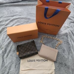 Louis Vuitton Toiletry 19